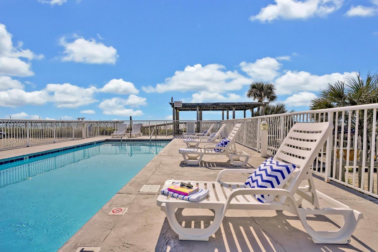 Motel Admiral'S Quarters Kure Beach Exterior foto
